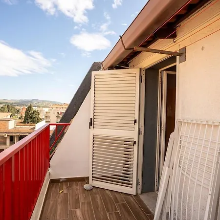 Sea View Penthouse With Terrace 아파트 *