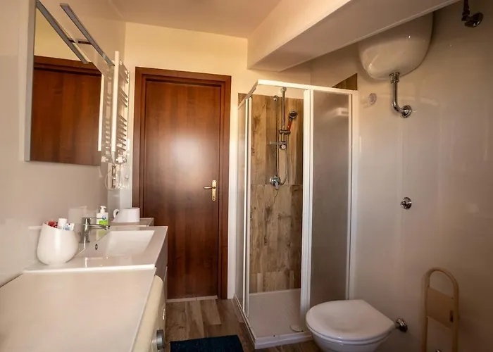 Sea View Penthouse With Terrace * מרינה די ג'ויוסה איוניקה